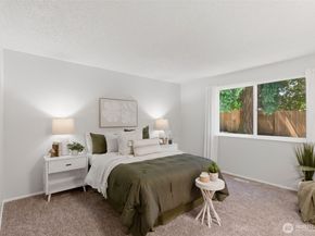 33709 28th Avenue SW, Federal Way WA 98023