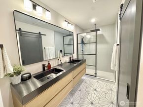 8449 18th Avenue SW, Seattle WA 98106