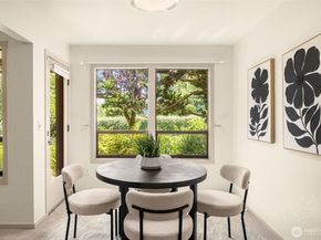 11626 100th Avenue NE C116, Kirkland WA 98034