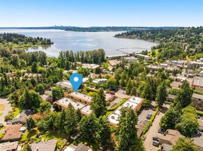11626 100th Avenue NE C116, Kirkland WA 98034