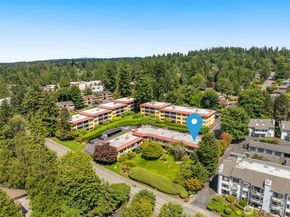 11626 100th Avenue NE C116, Kirkland WA 98034