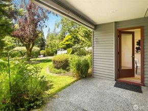 11626 100th Avenue NE C116, Kirkland WA 98034