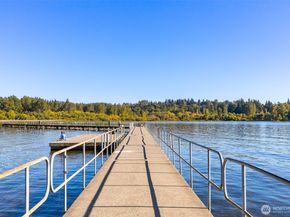 11626 100th Avenue NE C116, Kirkland WA 98034
