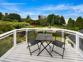 1560 NW Woodbine Way, Seattle WA 98177