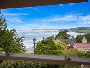 1560 NW Woodbine Way, Seattle WA 98177