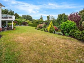 1560 NW Woodbine Way, Seattle WA 98177
