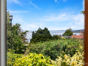 1560 NW Woodbine Way, Seattle WA 98177