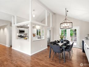 20037 102nd Court NE, Bothell WA 98011