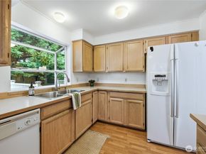 1205 57th Drive SE, Auburn WA 98092