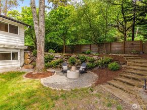 7047 NE 138th Street, Kirkland WA 98034