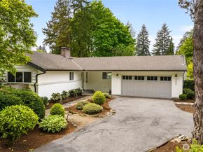7047 NE 138th Street, Kirkland WA 98034