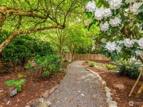 7047 NE 138th Street, Kirkland WA 98034