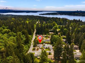 7047 NE 138th Street, Kirkland WA 98034