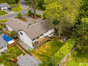7047 NE 138th Street, Kirkland WA 98034
