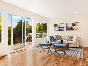 7047 NE 138th Street, Kirkland WA 98034