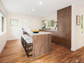 7047 NE 138th Street, Kirkland WA 98034
