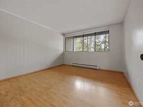 6236 137th Place NE 232, Redmond WA 98052