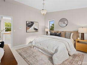 7539 33rd Avenue NE, Seattle WA 98115