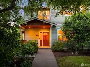 7539 33rd Avenue NE, Seattle WA 98115
