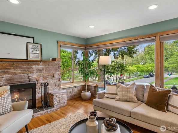 4903 50th Avenue S, Seattle WA 98118