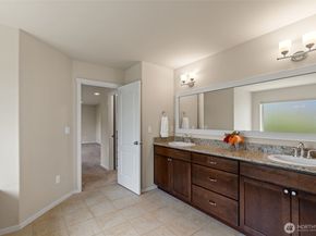 22313 38th Avenue SE, Bothell WA 98021