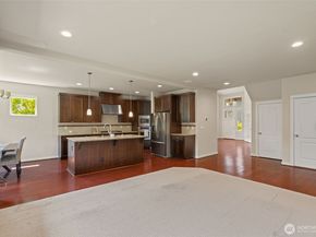 22313 38th Avenue SE, Bothell WA 98021