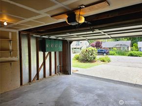 16706 6th Avenue SE, Bothell WA 98012