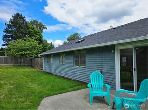 16706 6th Avenue SE, Bothell WA 98012