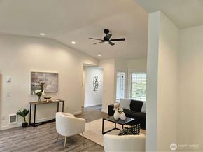 16706 6th Avenue SE, Bothell WA 98012