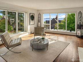 4206 W Glenmont Lane, Seattle WA 98199