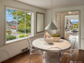 4206 W Glenmont Lane, Seattle WA 98199