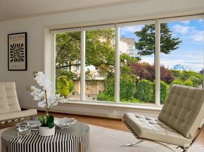 4206 W Glenmont Lane, Seattle WA 98199