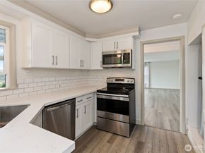 1906 N Wycoff Avenue, Bremerton WA 98312