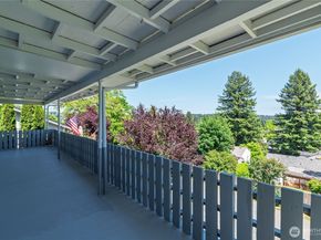 1906 N Wycoff Avenue, Bremerton WA 98312