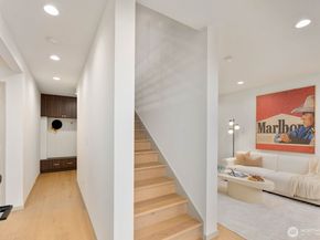 5921 32nd Avenue SW, Seattle WA 98126