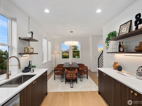 5921 32nd Avenue SW, Seattle WA 98126
