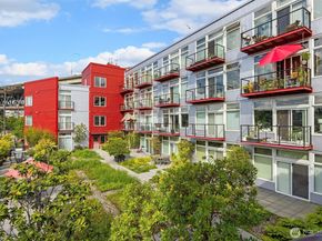 2960 Eastlake Avenue E 213, Seattle WA 98102