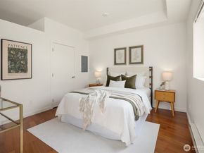 2960 Eastlake Avenue E 213, Seattle WA 98102