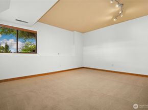 4730 154th Place SE, Bellevue WA 98006