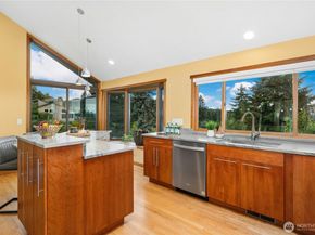 4730 154th Place SE, Bellevue WA 98006