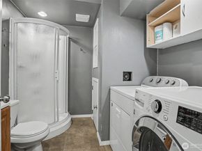 1410 NW 195th Street, Shoreline WA 98177