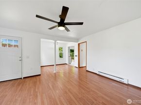 10330 Stone Avenue N, Seattle WA 98133