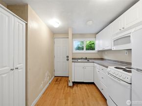 10330 Stone Avenue N, Seattle WA 98133