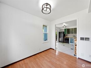 10330 Stone Avenue N, Seattle WA 98133
