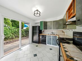 10330 Stone Avenue N, Seattle WA 98133