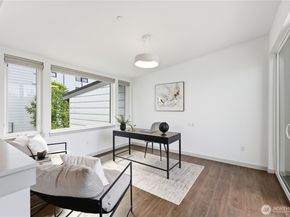 227 Ebi Lane NE, Bainbridge Island WA 98110