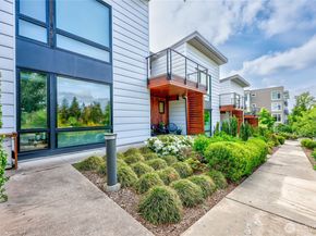 227 Ebi Lane NE, Bainbridge Island WA 98110