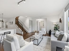 227 Ebi Lane NE, Bainbridge Island WA 98110