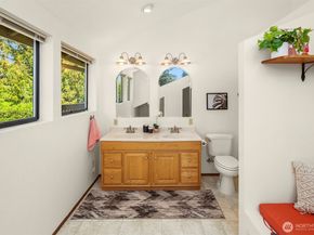 2208 101st Street SE, Everett WA 98208