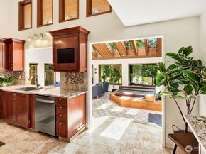 2208 101st Street SE, Everett WA 98208